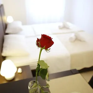 sites-of-rooms.hotelinzadar.com/